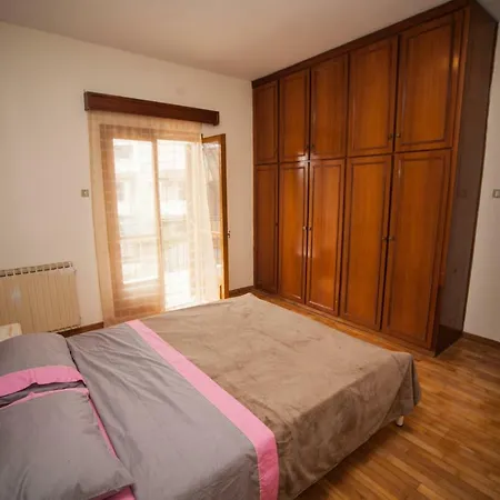 Yiannas' Apartmán *