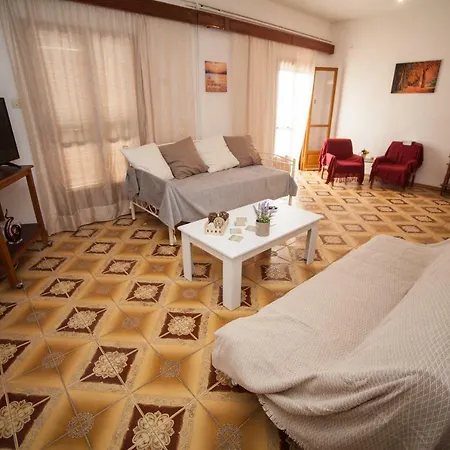 Yiannas' Apartmán Corfu (city)